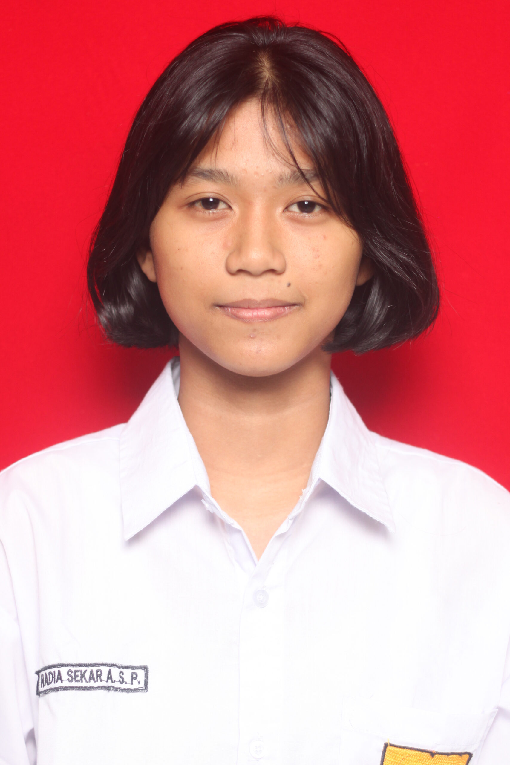 7579 NADIA SEKAR ARUM SARWONO PUTRI